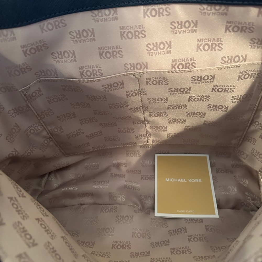 Michael Kors Dark Blue Tote with Gold Accents, New With Out Tags, Beautiful - Picture 4 of 7